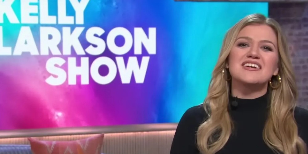 Kelly Clarkson show missing host